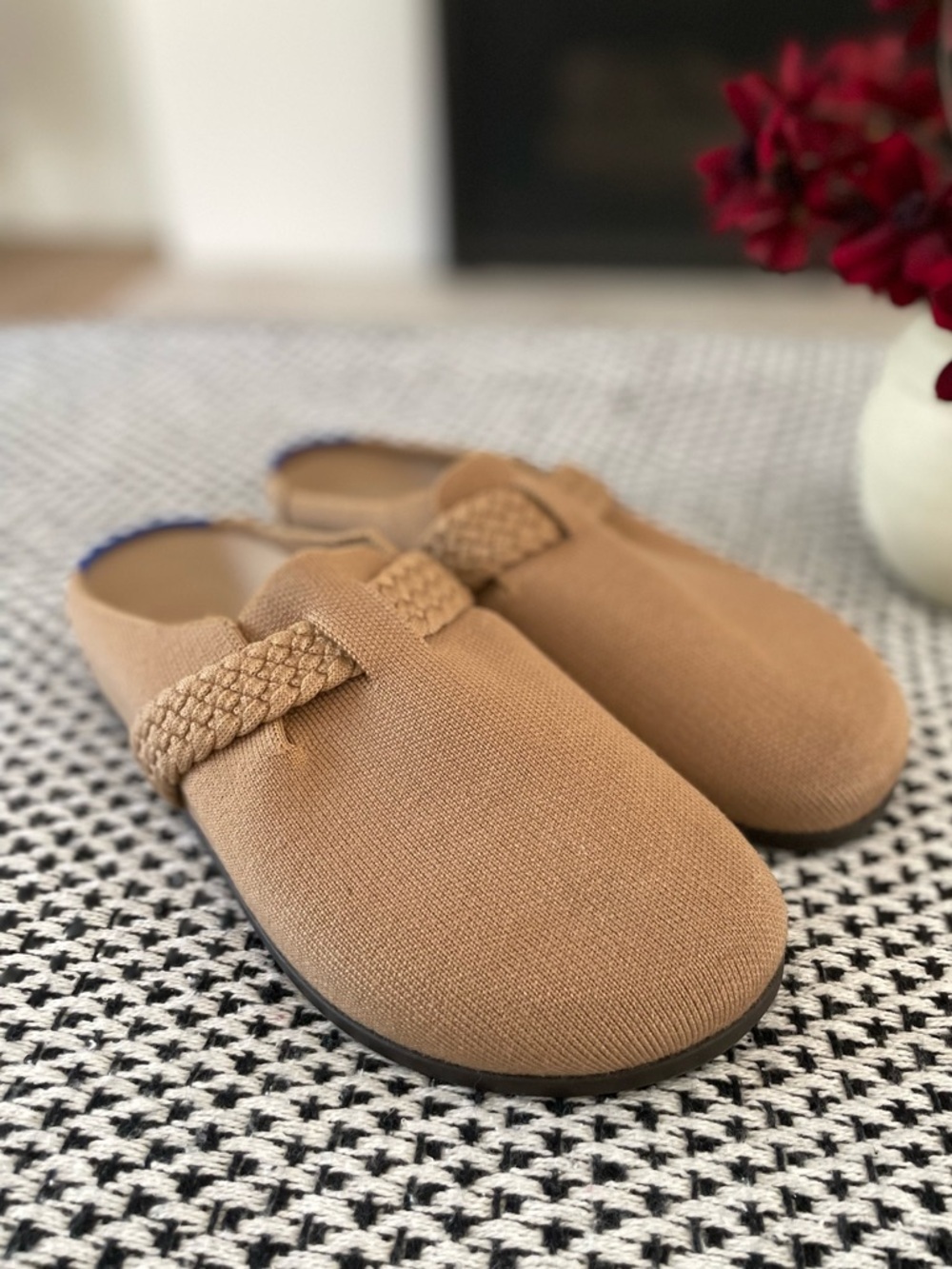 Rothy's The Braid Casual Clog Merino Wool Butternut Size 9 Beige - Picture 2 of 8